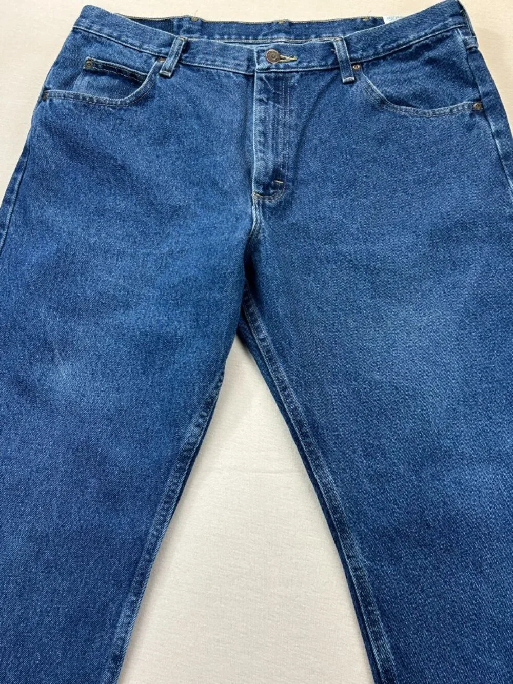 Wrangler Relaxed Jeans Mens Size 36x30 Blue Denim Mid Rise Straight Stretch